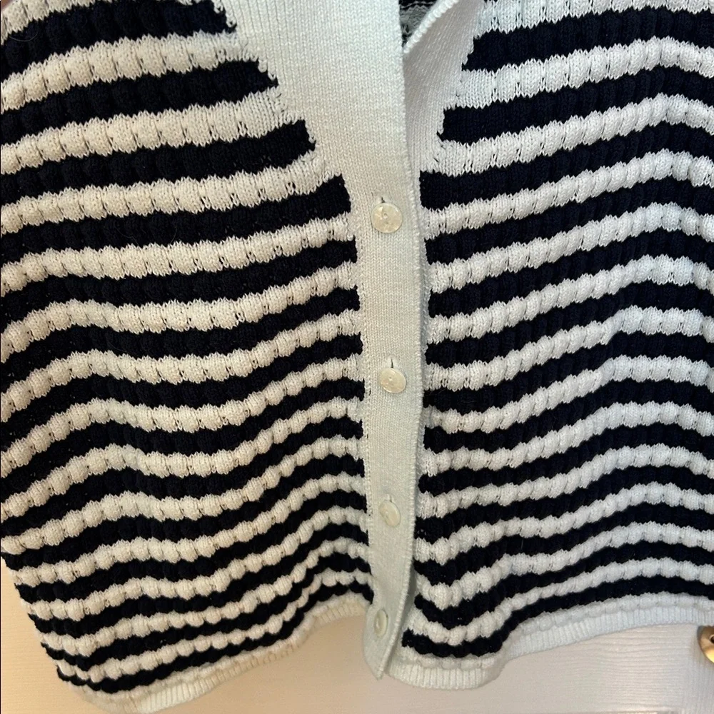 Old Navy Button-Down Crochet Sweater Navy Stripes size XXL - Picture 7 of 9